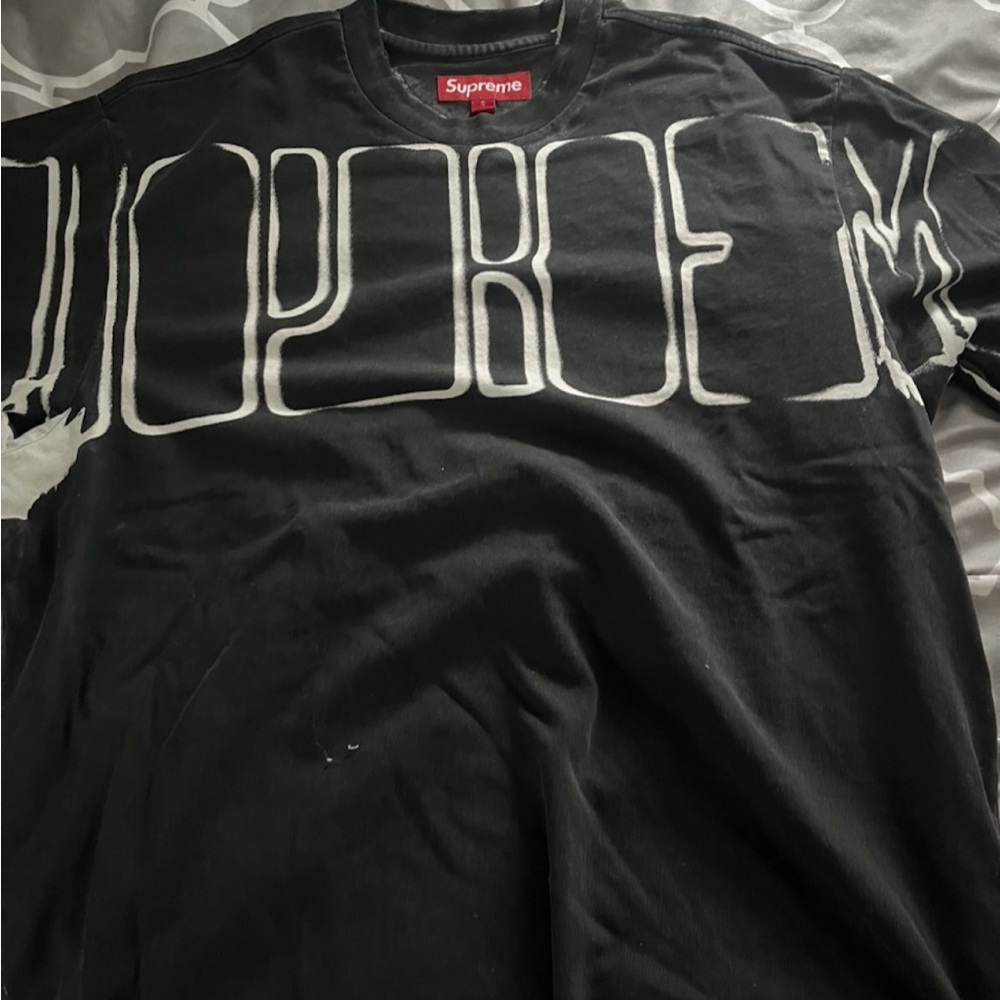Supreme Tee
